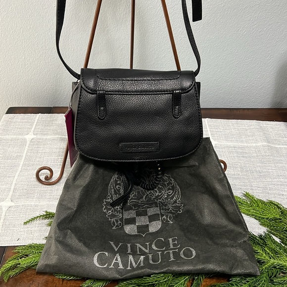 BNWT Vince Camuto Cory Leather Belt Bag in Jet Black - Picture 5 of 11